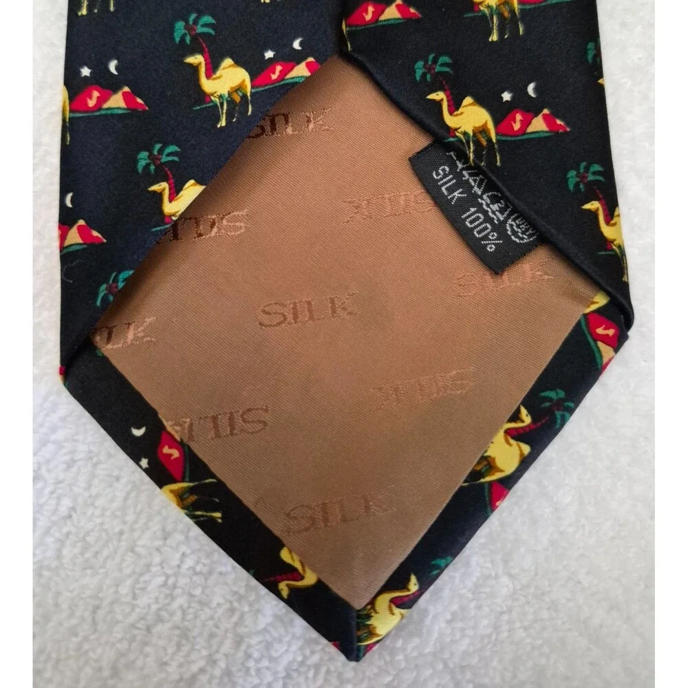 Como House Italy Men's Tie Camels Palm Tree Desert Luxury 100% Silk